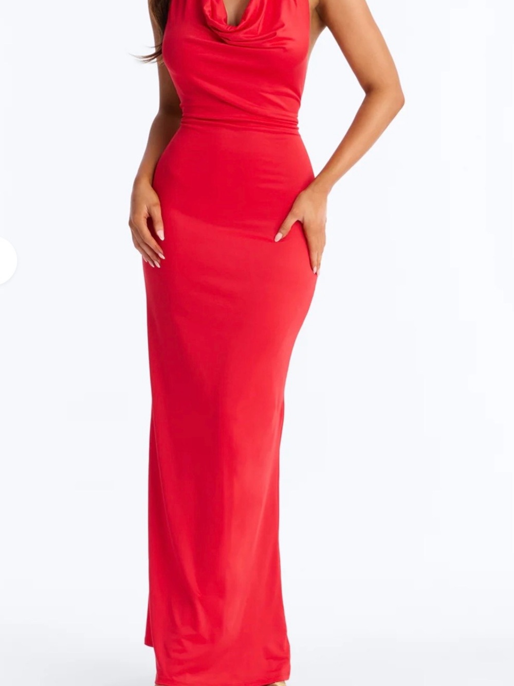 Elegant Red Maxi Skirt with Sleek Silhouette
